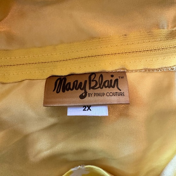 Mary Blair by Pinup Couture train dress size 2X. - Picture 9 of 10